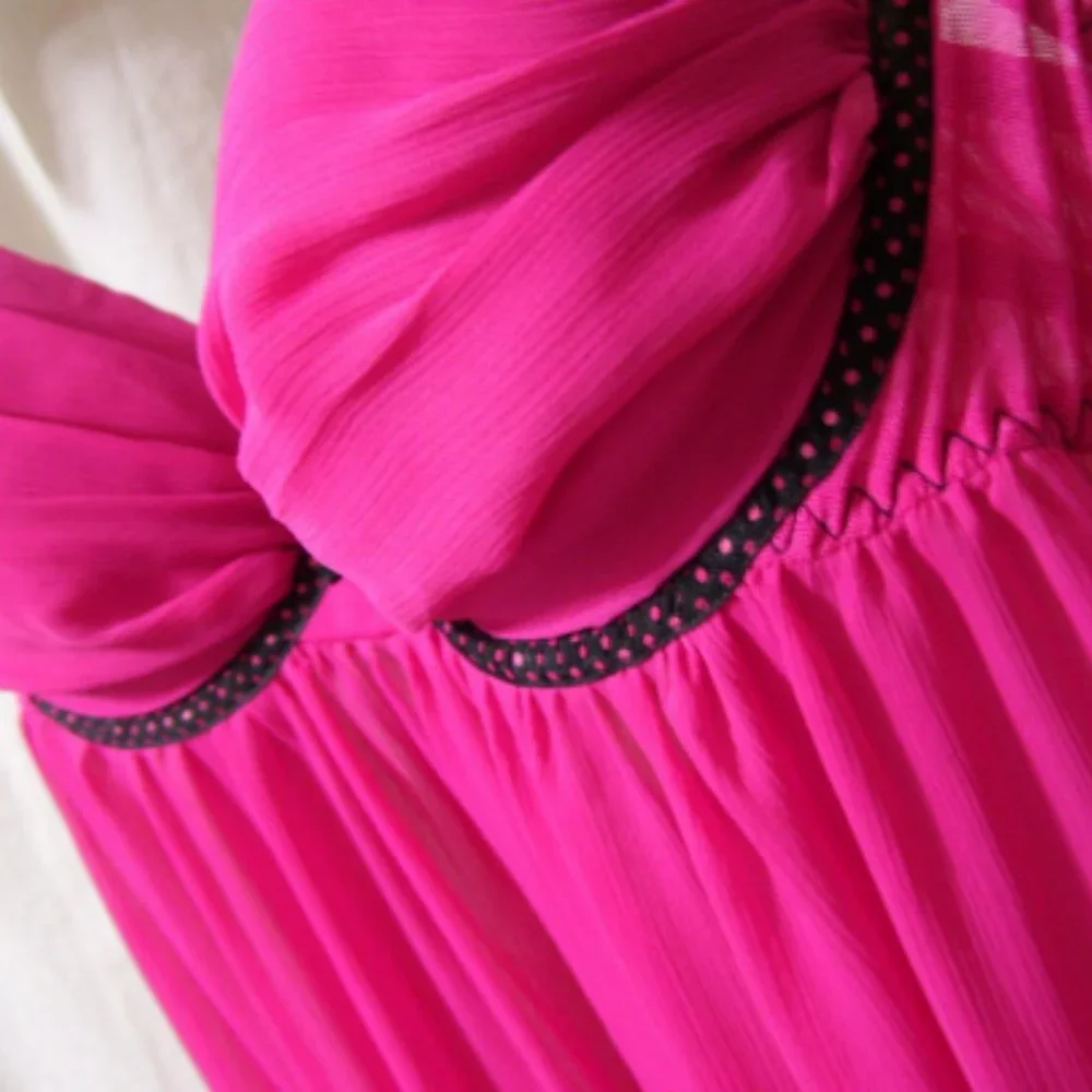 Ambrielle Sexy Hot Pink Black Short Baby Doll Night Gown Size M  NWOT